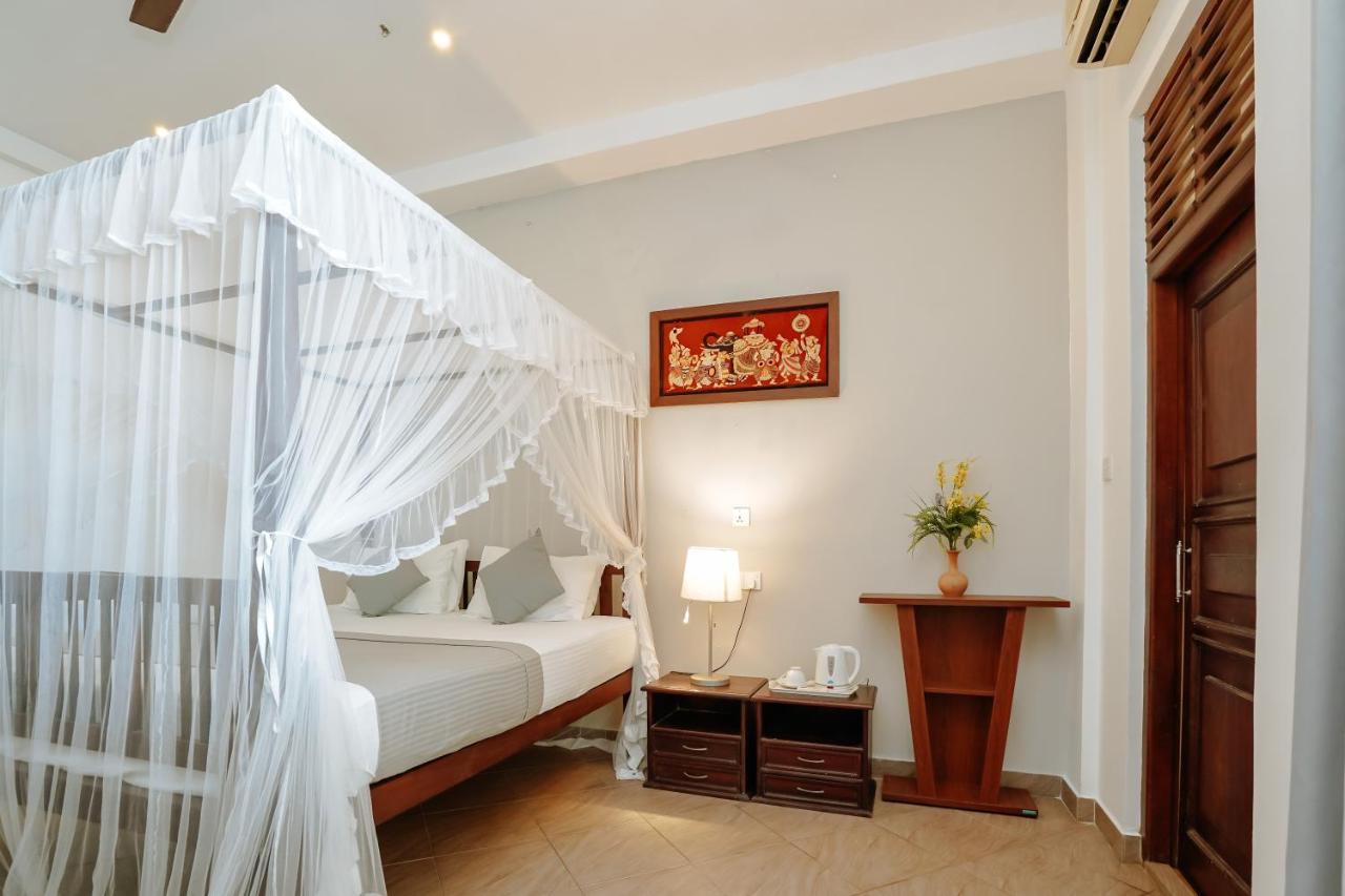 Blue Sky Beach Resort Unawatuna Eksteriør bilde
