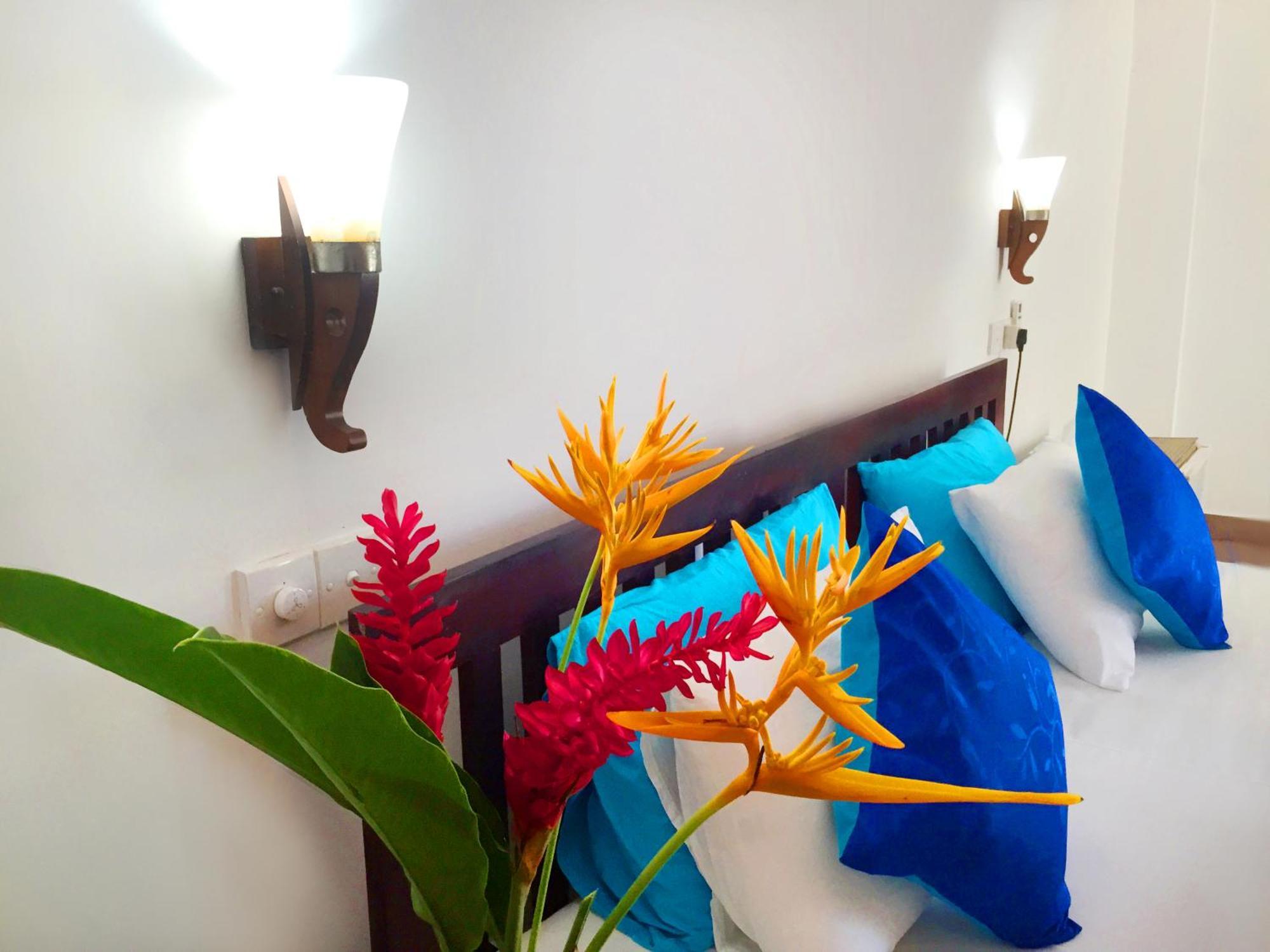 Blue Sky Beach Resort Unawatuna Eksteriør bilde
