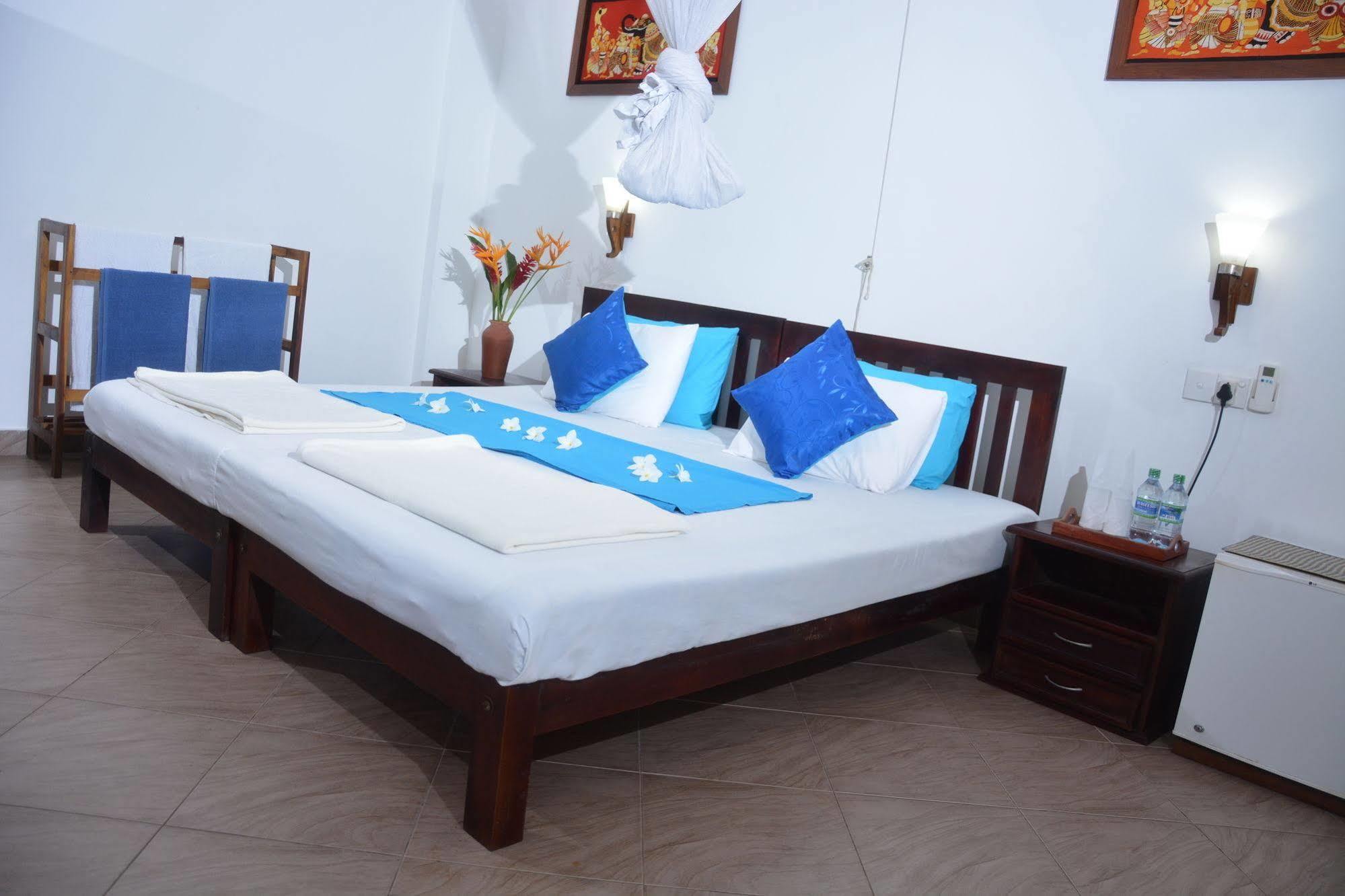 Blue Sky Beach Resort Unawatuna Eksteriør bilde