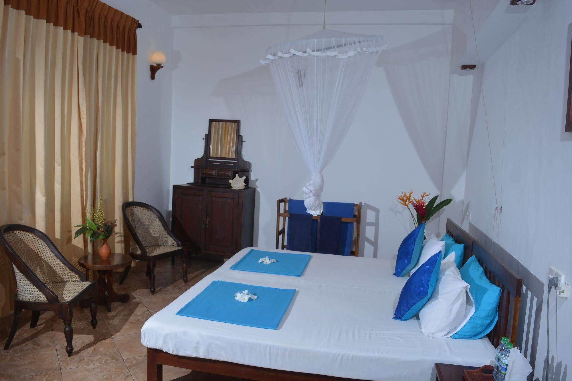 Blue Sky Beach Resort Unawatuna Eksteriør bilde